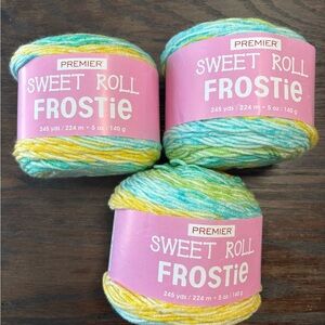 Premier Sweet Roll Frostie Yarn - Limeade